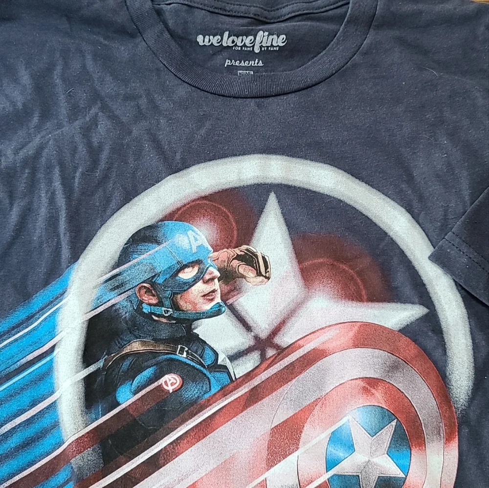 Men's L NWT Marvel Captain America Civil War Short Sleeved T-Shirt - Picture 5 of 12